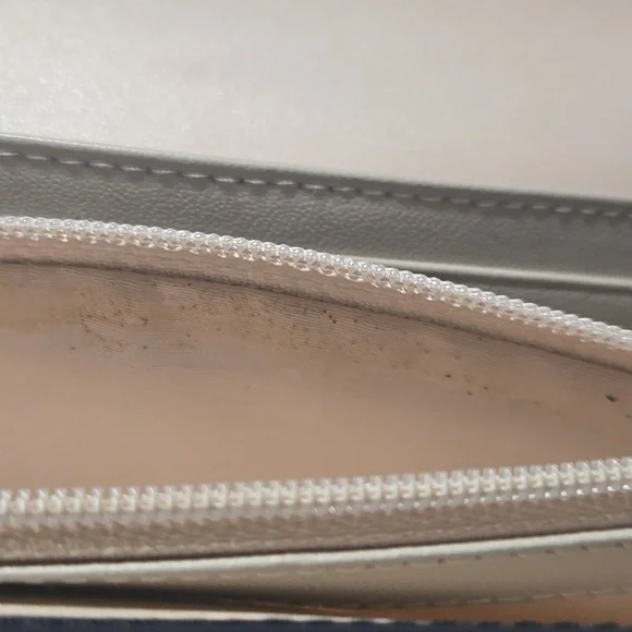 Radley  Wallet - Picture 6 of 7